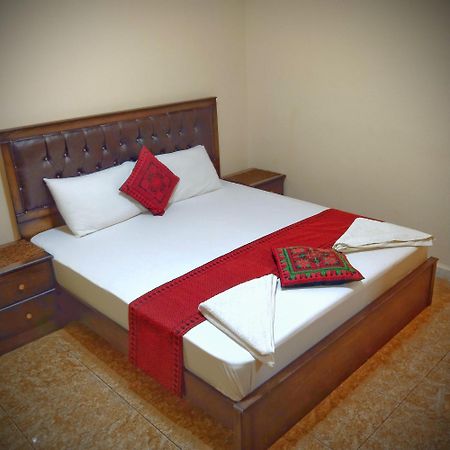 וואדי מוסא Majido Hotel מראה חיצוני תמונה